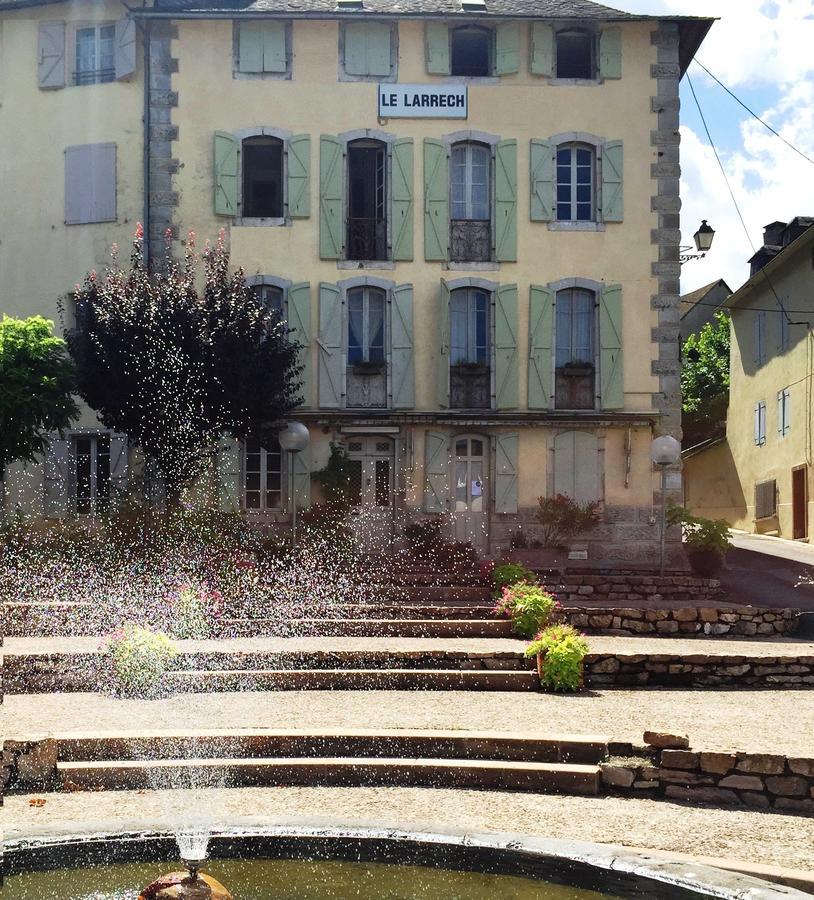Au Detour Du Larrech Bed and Breakfast Castillon-en-Couserans Εξωτερικό φωτογραφία